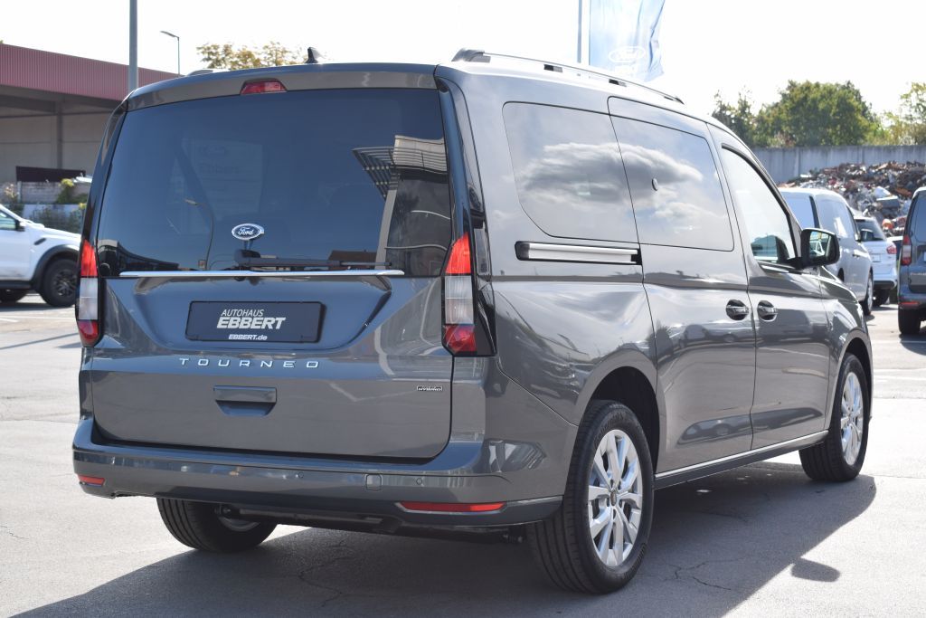 Ford Grand Tourneo