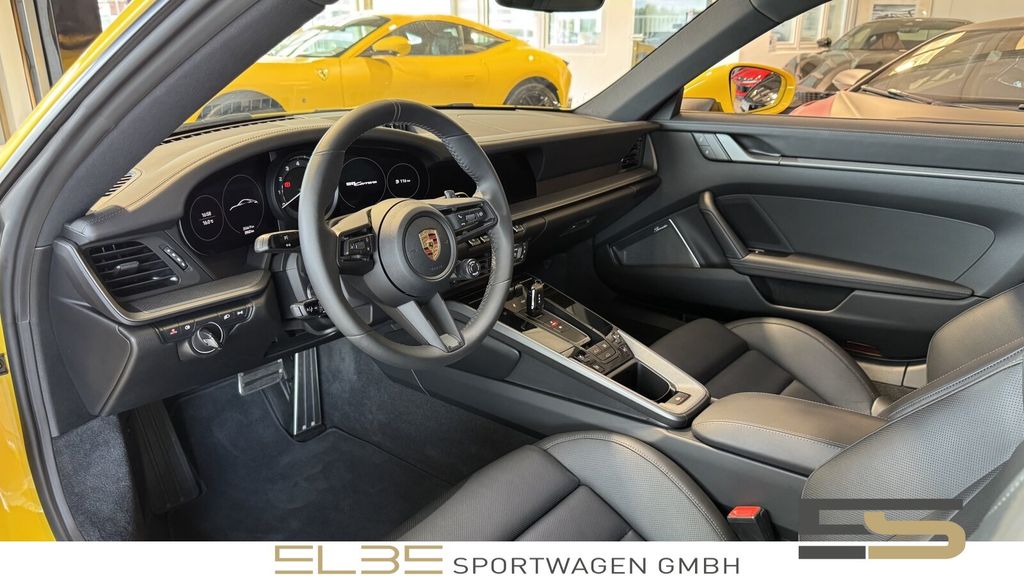 Porsche 992 2023