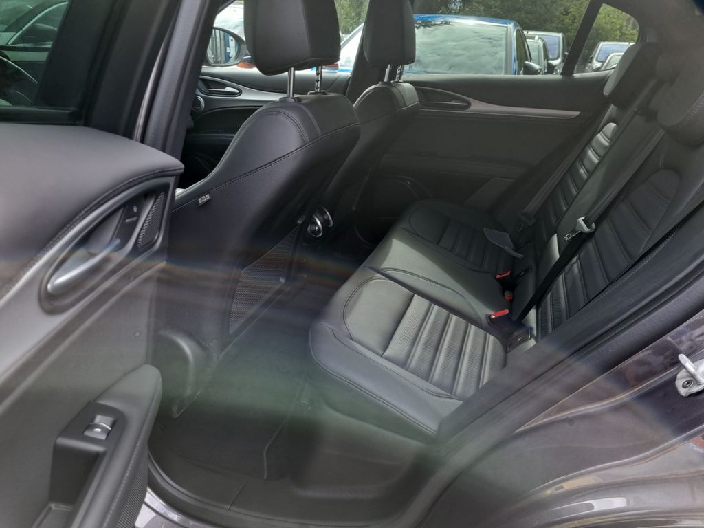 Alfa Romeo Stelvio 2024