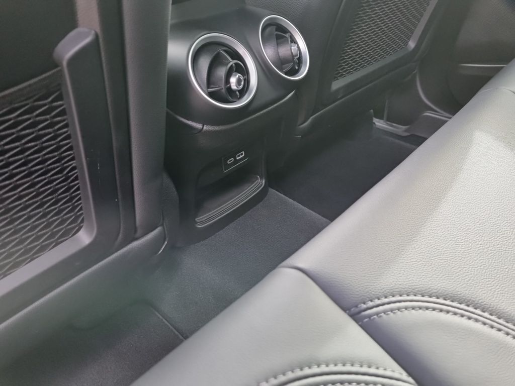 Alfa Romeo Stelvio 2024