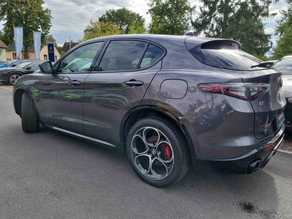 Alfa Romeo Stelvio 2024