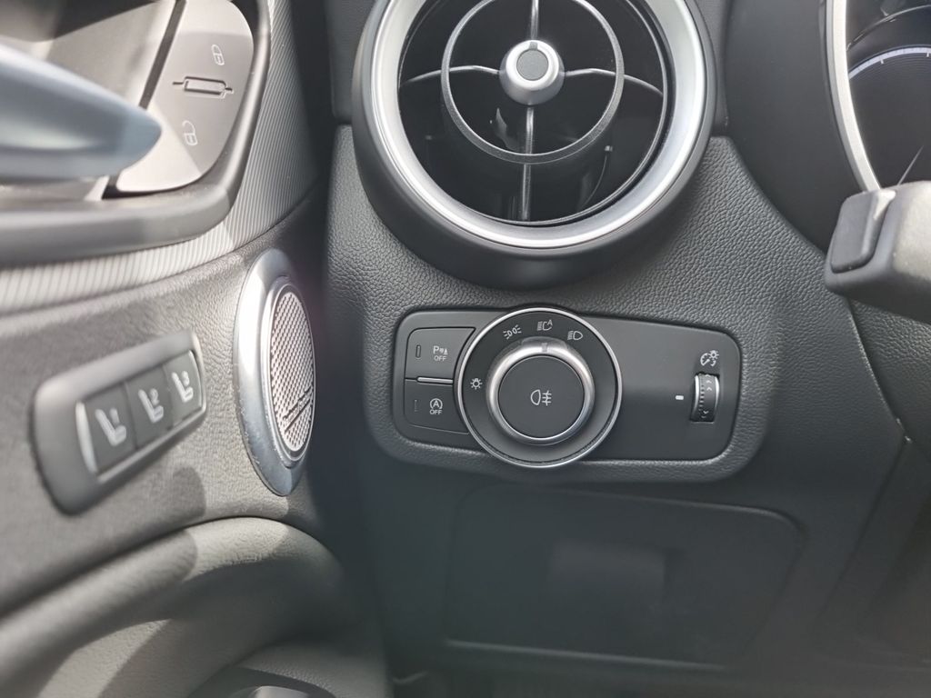 Alfa Romeo Stelvio 2024