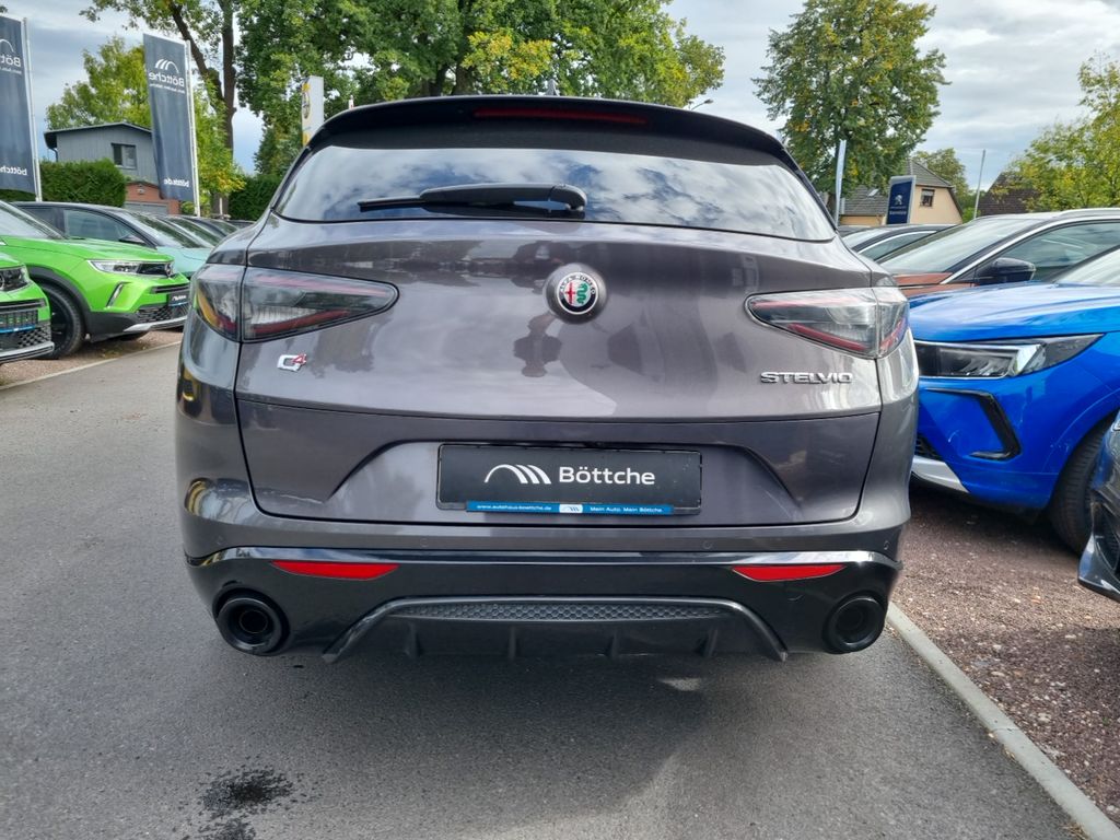 Alfa Romeo Stelvio 2024