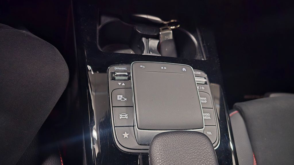 Mercedes-Benz CLA 250 2021