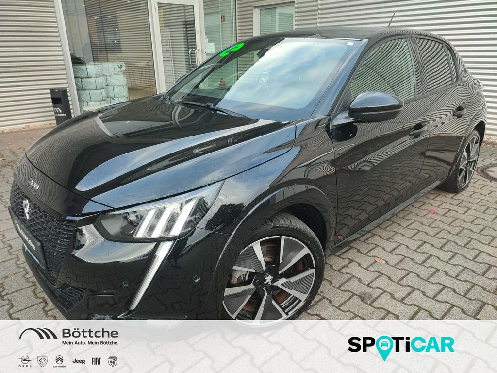 Peugeot 208 2021