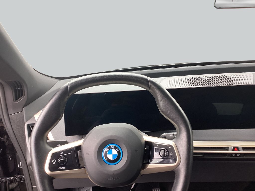 BMW iX 2022