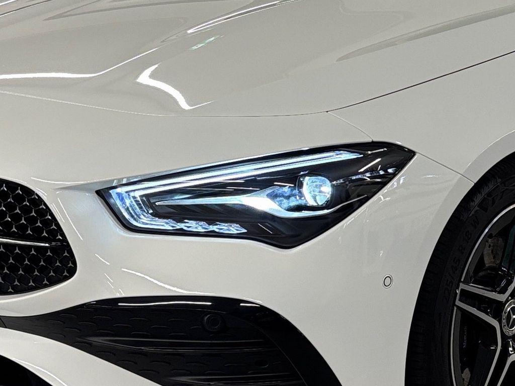 Mercedes-Benz CLA 200 2024