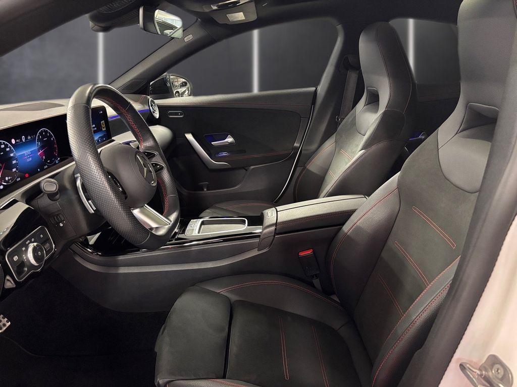 Mercedes-Benz CLA 200 2024