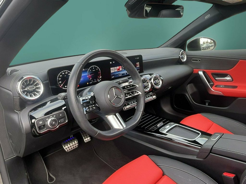 Mercedes-Benz CLA 220 2023