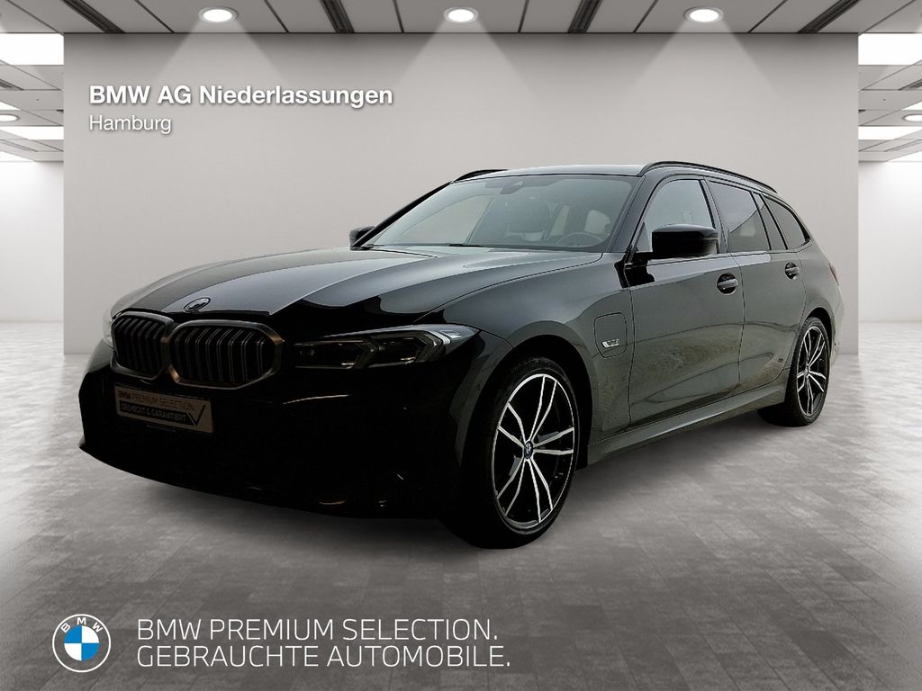 BMW 330 2022