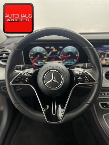 Mercedes-Benz E 300 2022