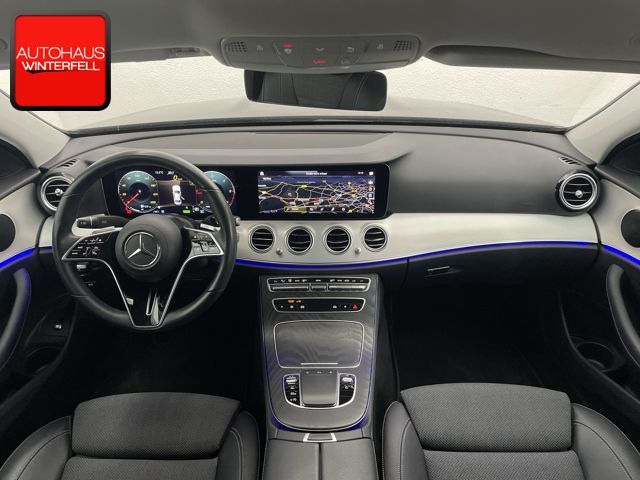 Mercedes-Benz E 300 2022