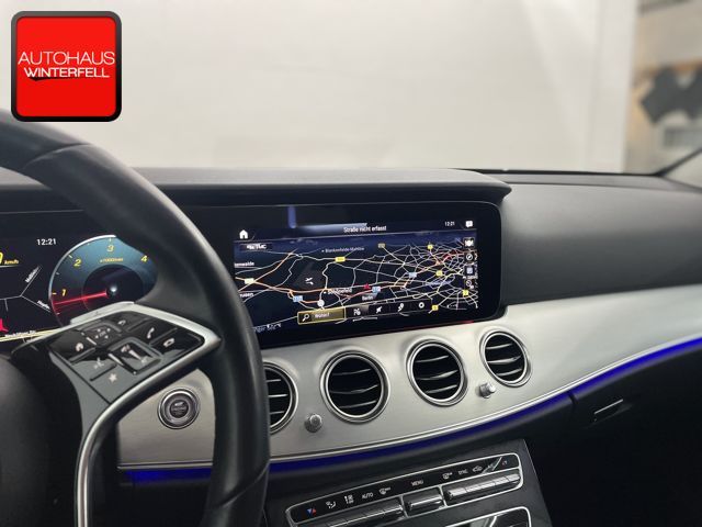 Mercedes-Benz E 300 2022