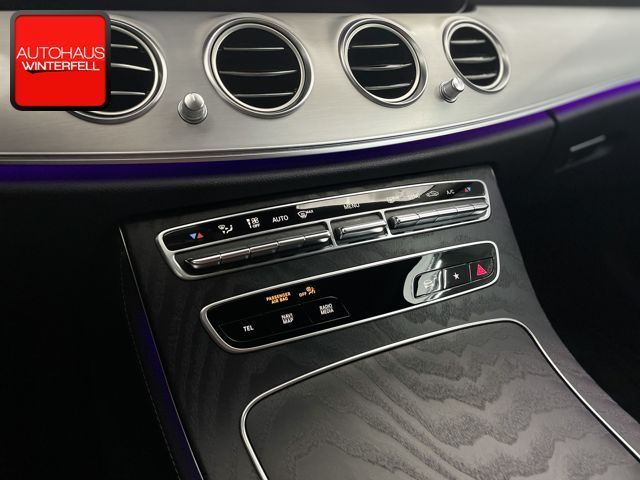 Mercedes-Benz E 300 2022