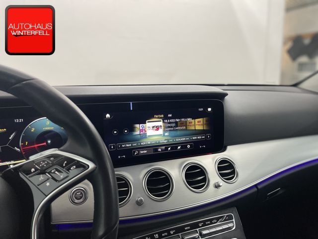 Mercedes-Benz E 300 2022