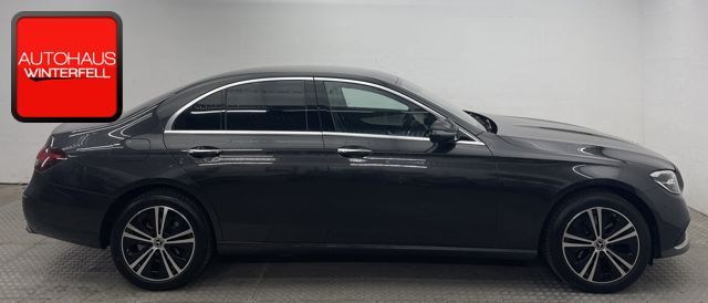 Mercedes-Benz E 300 2022