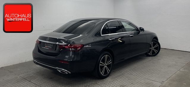 Mercedes-Benz E 300 2022