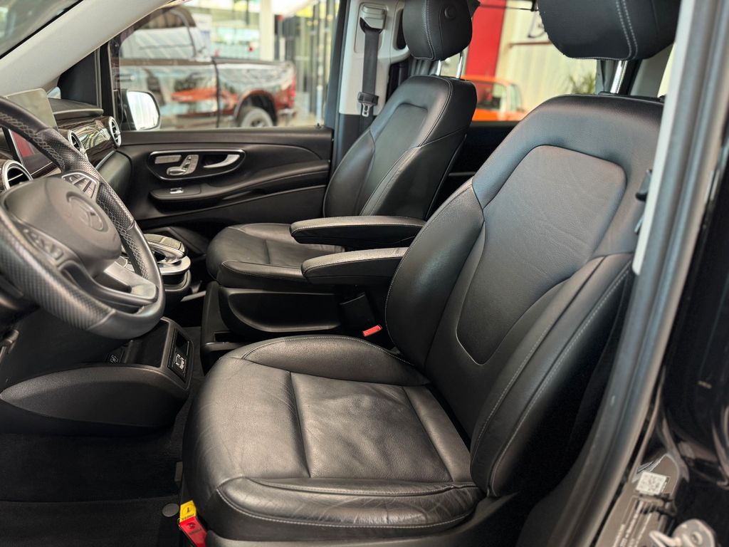 Mercedes-Benz 220 2018