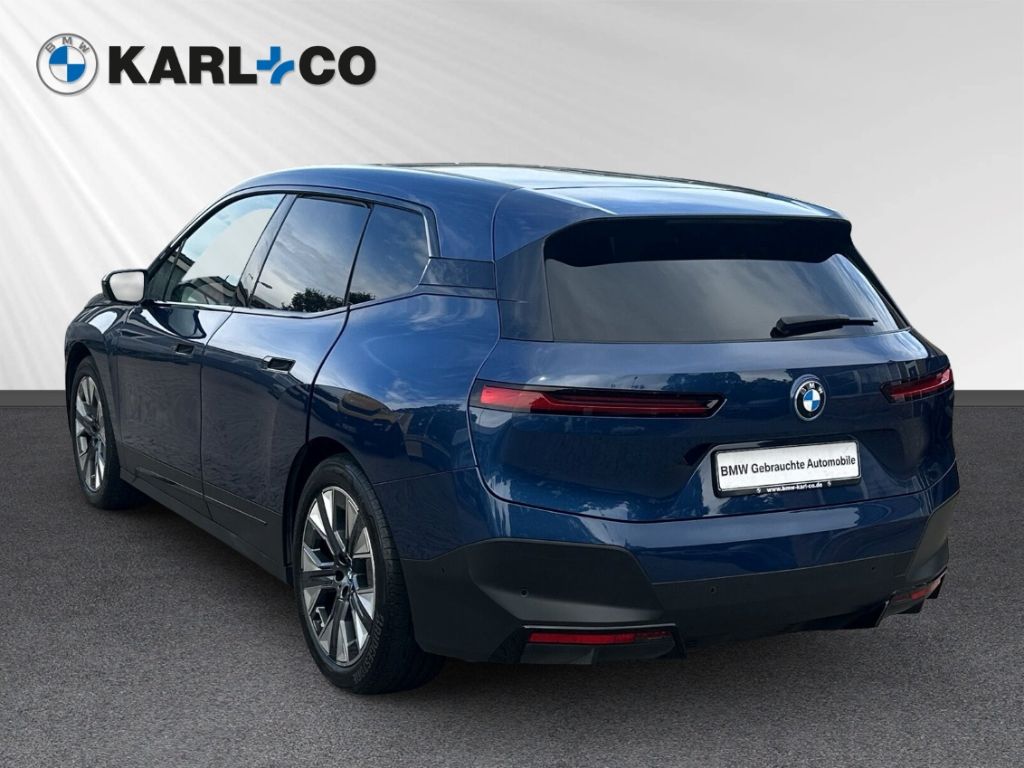 BMW iX 2022