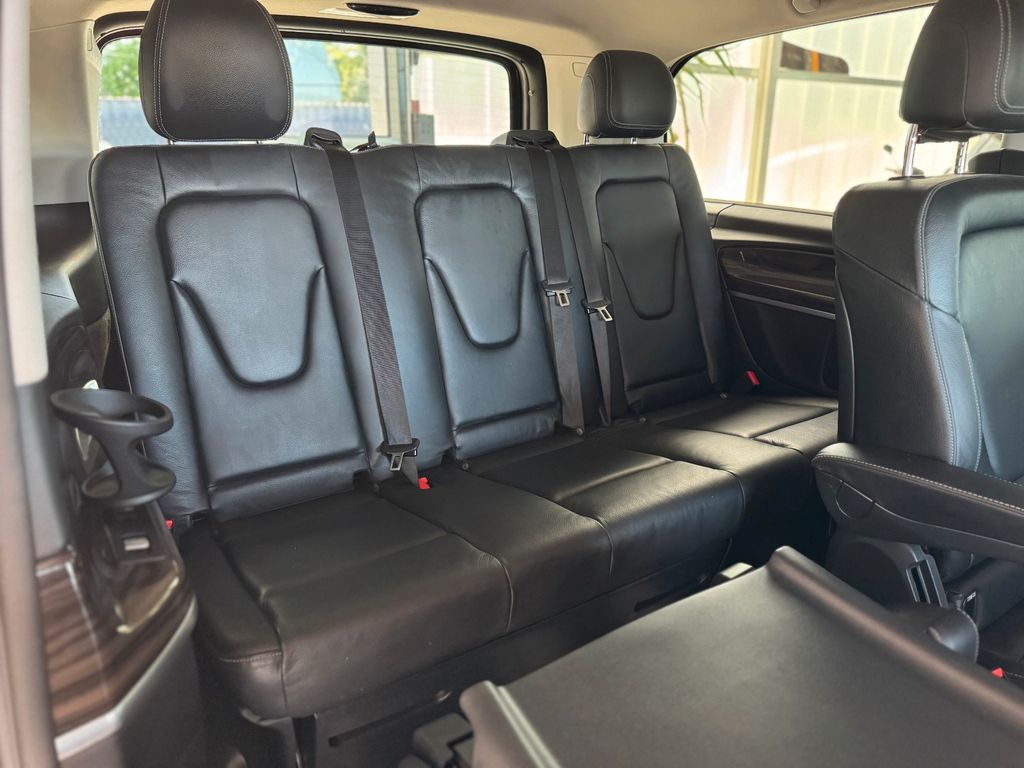 Mercedes-Benz 220 2018