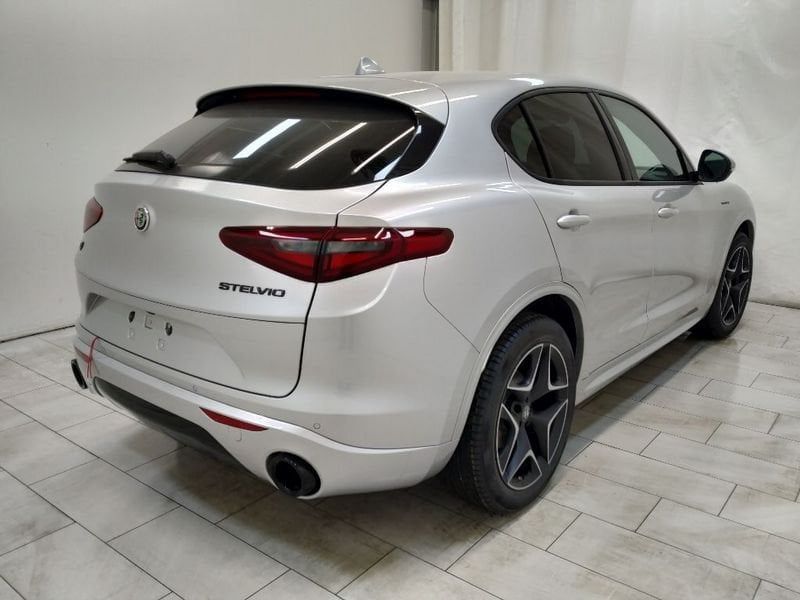 Alfa Romeo Stelvio 2022