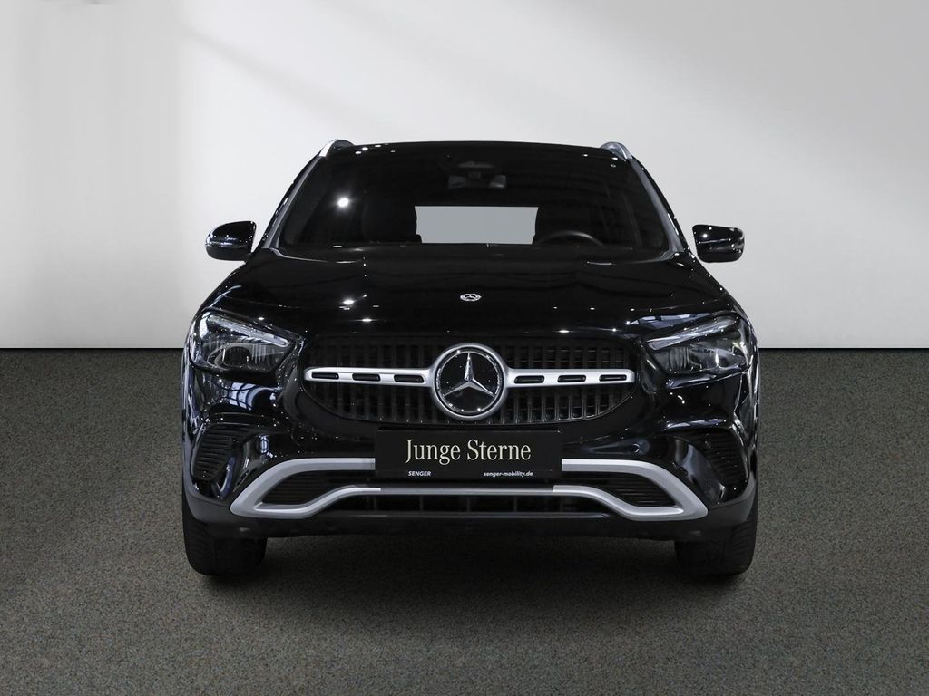 Mercedes-Benz GLA 200 2024