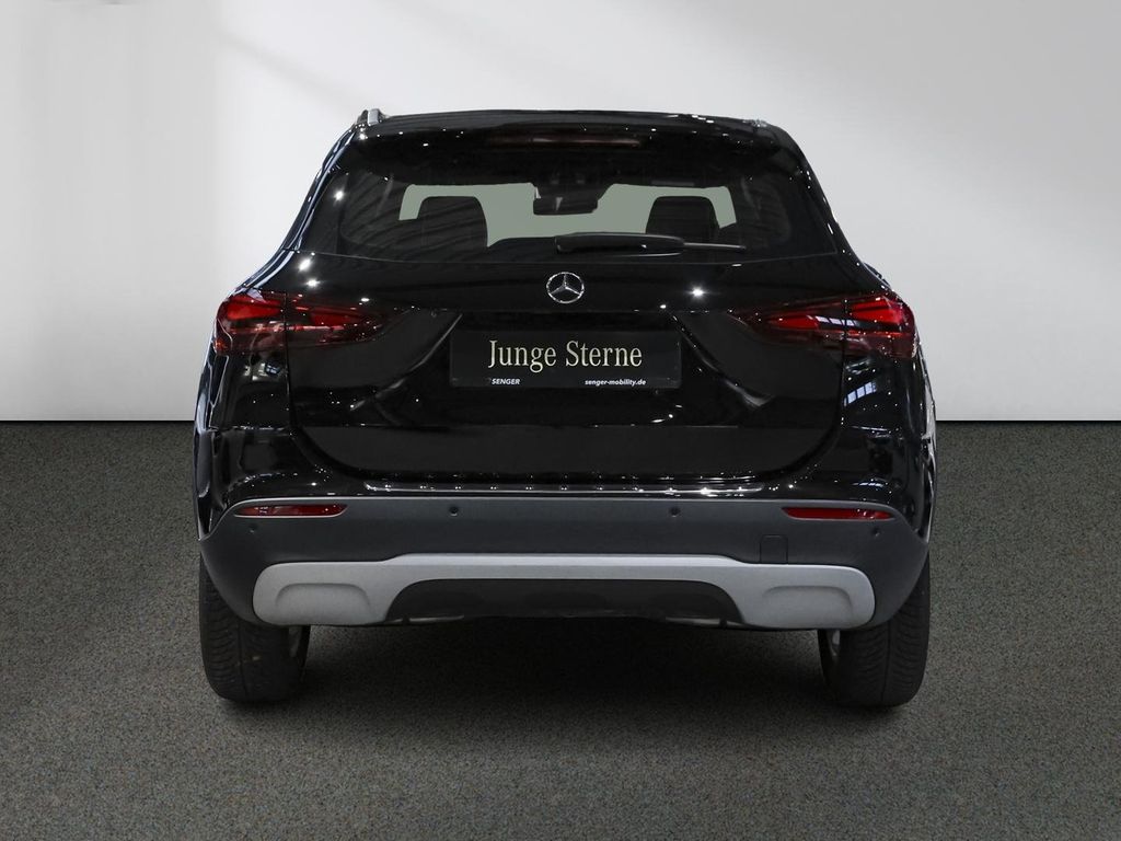 Mercedes-Benz GLA 200 2024