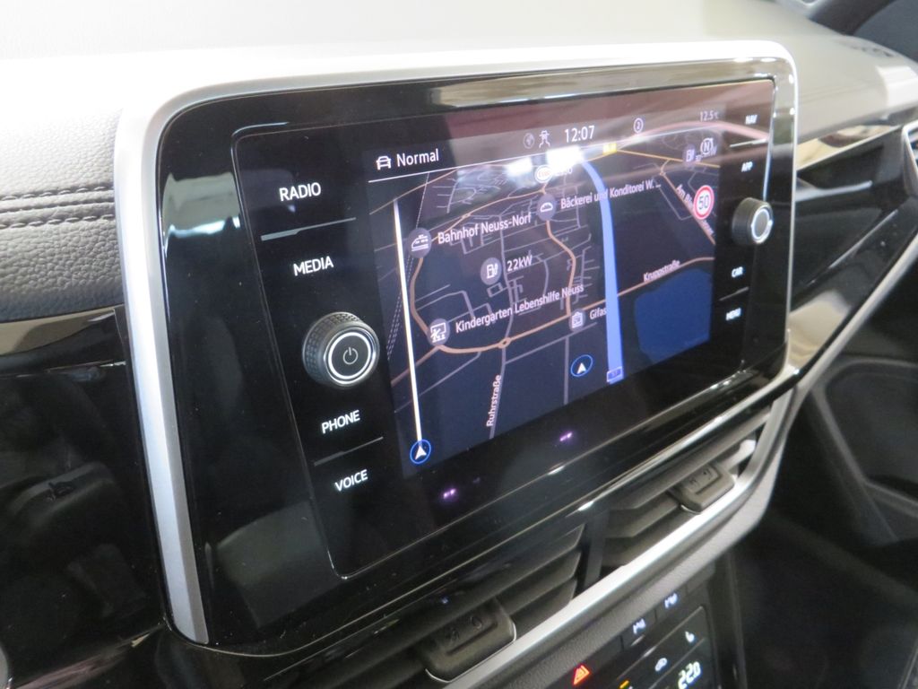 Volkswagen T-Roc 2024