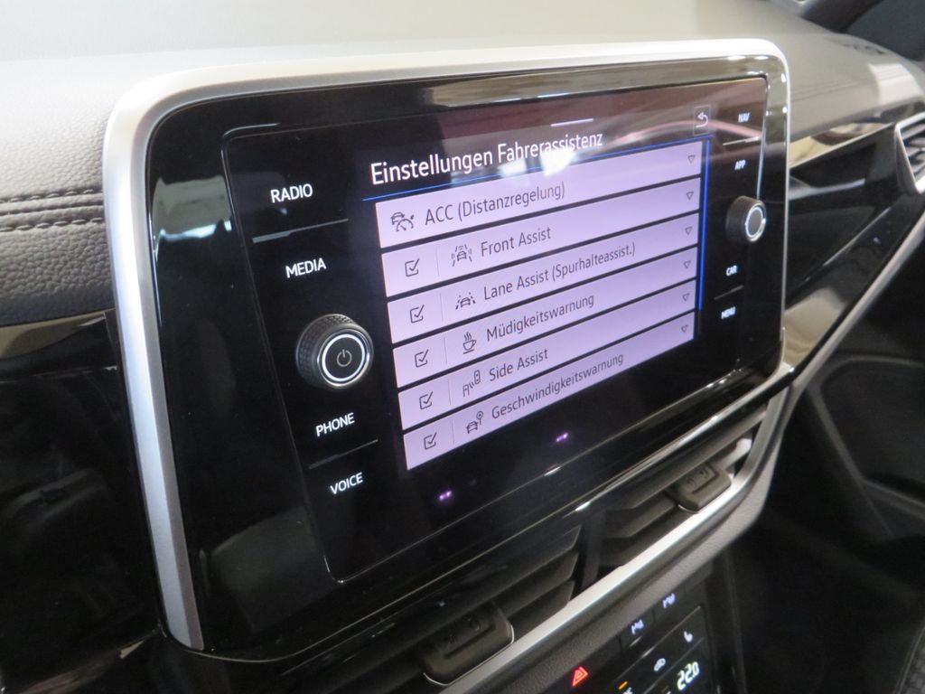 Volkswagen T-Roc 2024