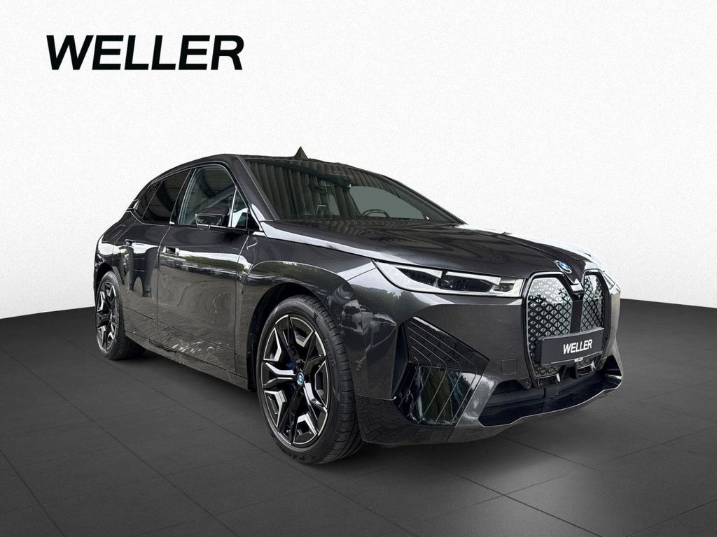 BMW iX 2023
