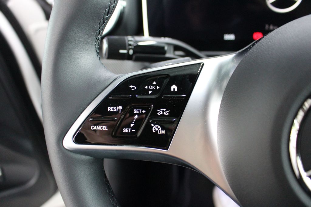 Mercedes-Benz C 220 2025