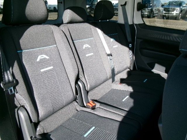 Ford Tourneo Connect 2025