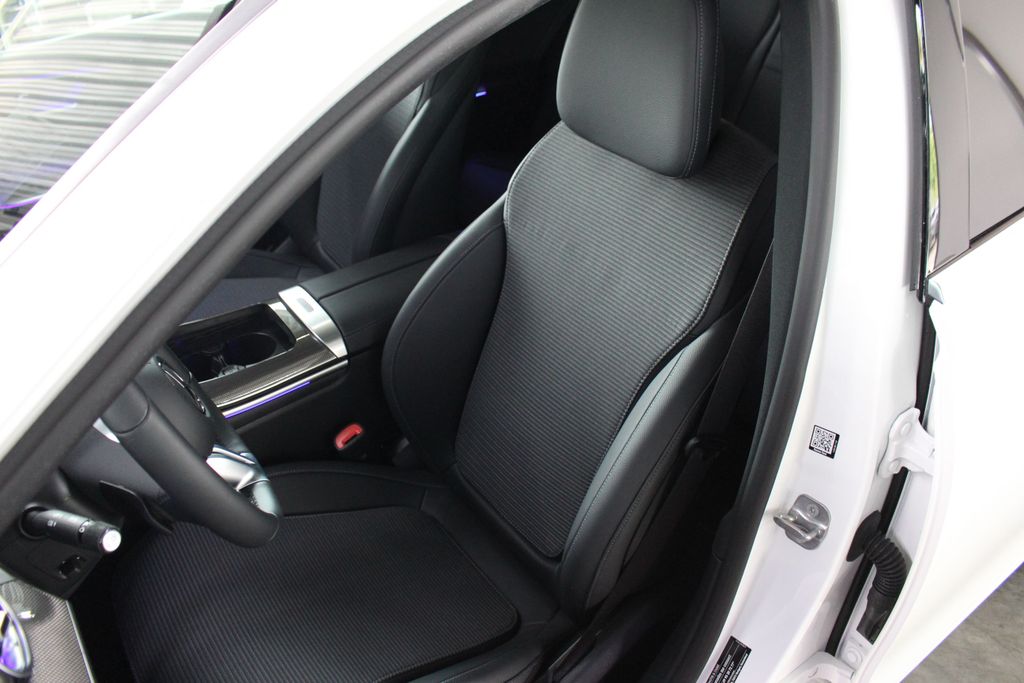 Mercedes-Benz C 220 2025