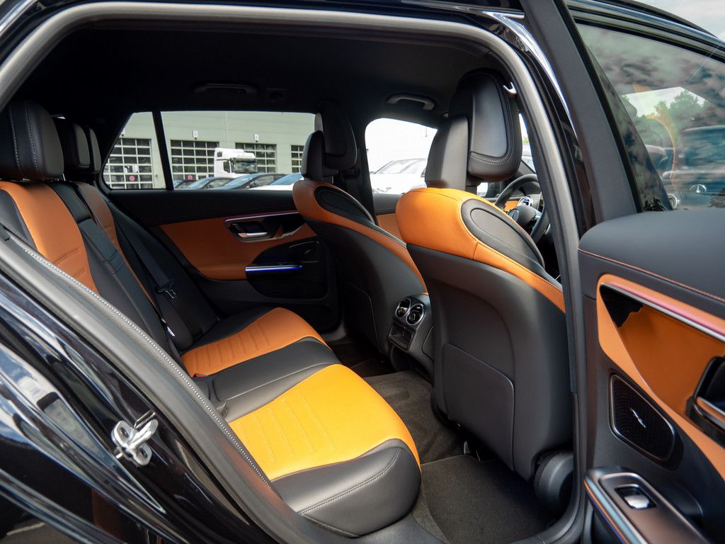 Mercedes-Benz C 220 2025