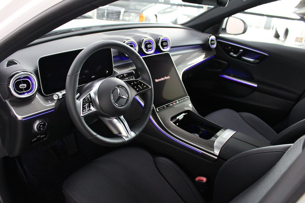 Mercedes-Benz C 220 2025