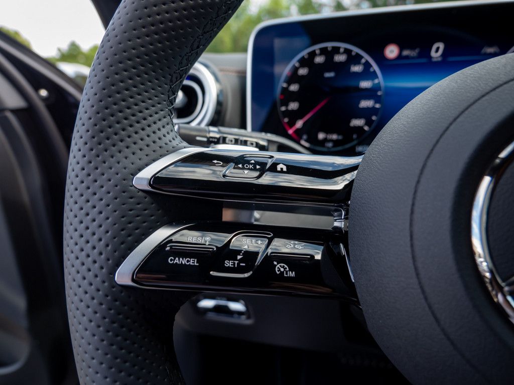 Mercedes-Benz C 220 2025