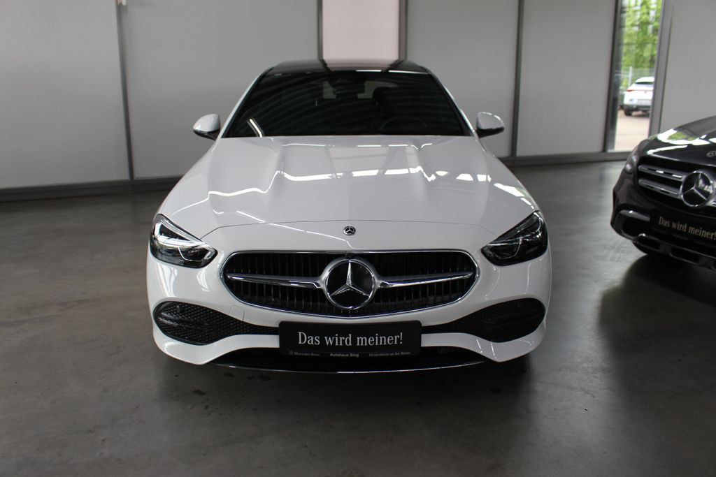 Mercedes-Benz C 220 2025