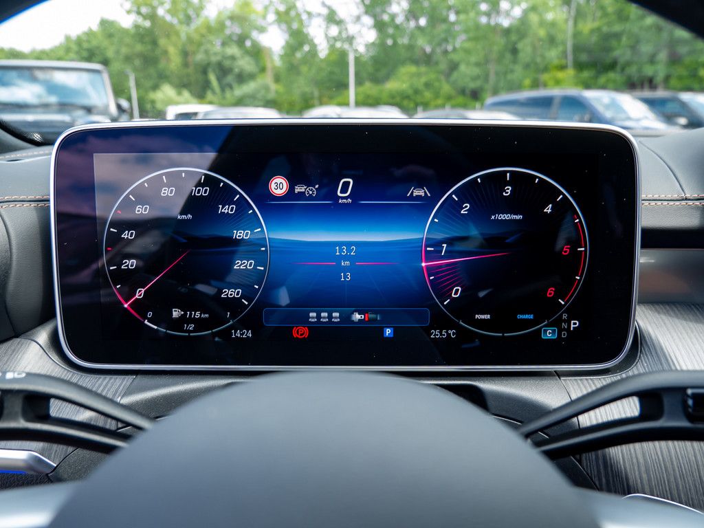 Mercedes-Benz C 220 2025