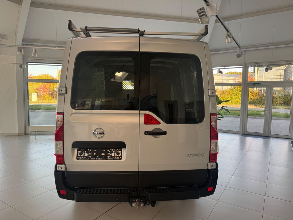 Nissan NV400 2020