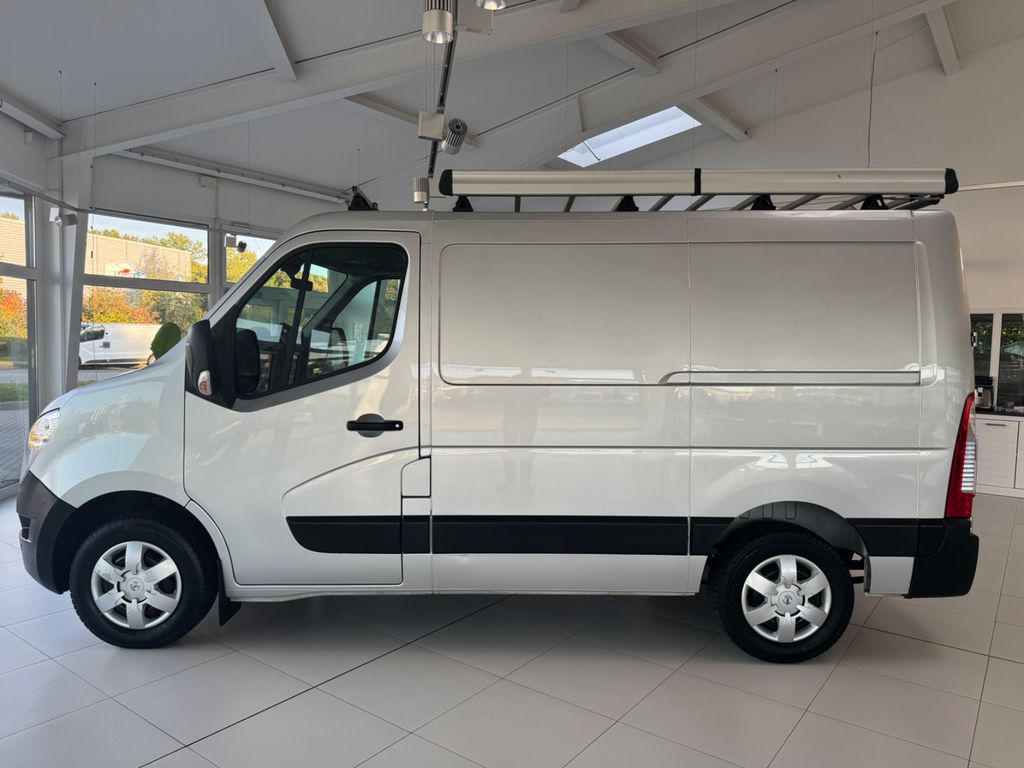 Nissan NV400 2020