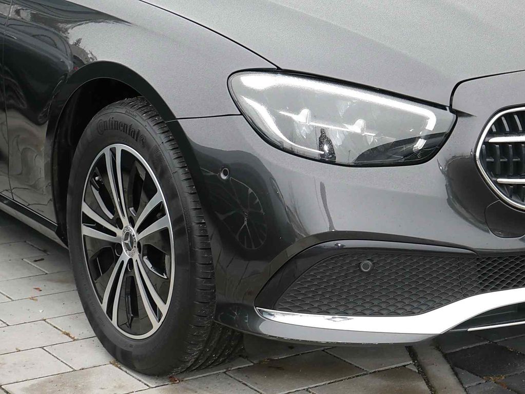 Mercedes-Benz E 220 2022