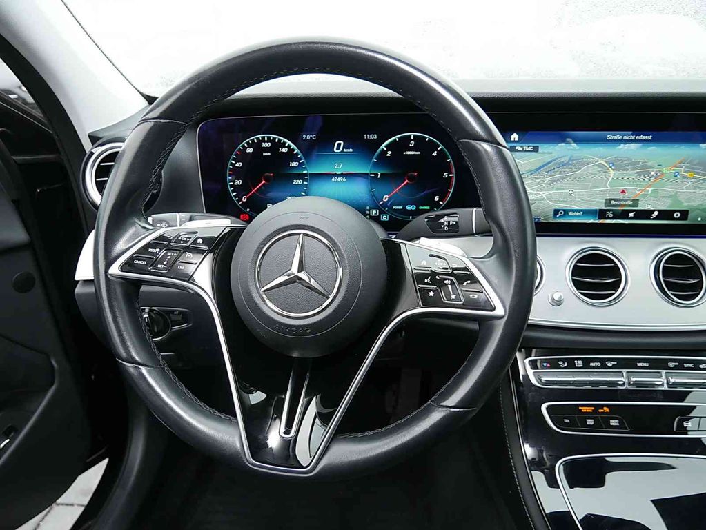 Mercedes-Benz E 220 2022