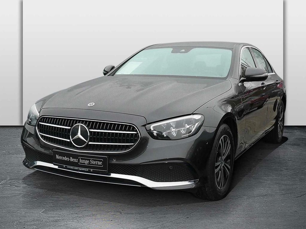 Mercedes-Benz E 220 2022