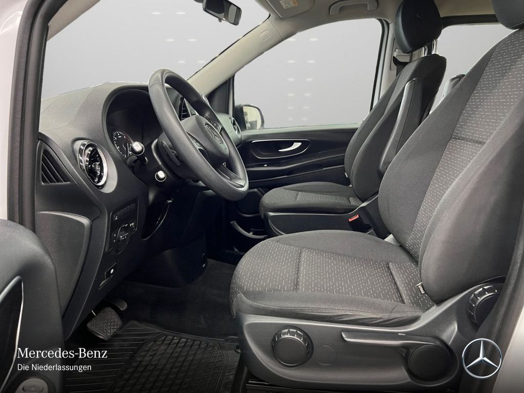 Mercedes-Benz 2022
