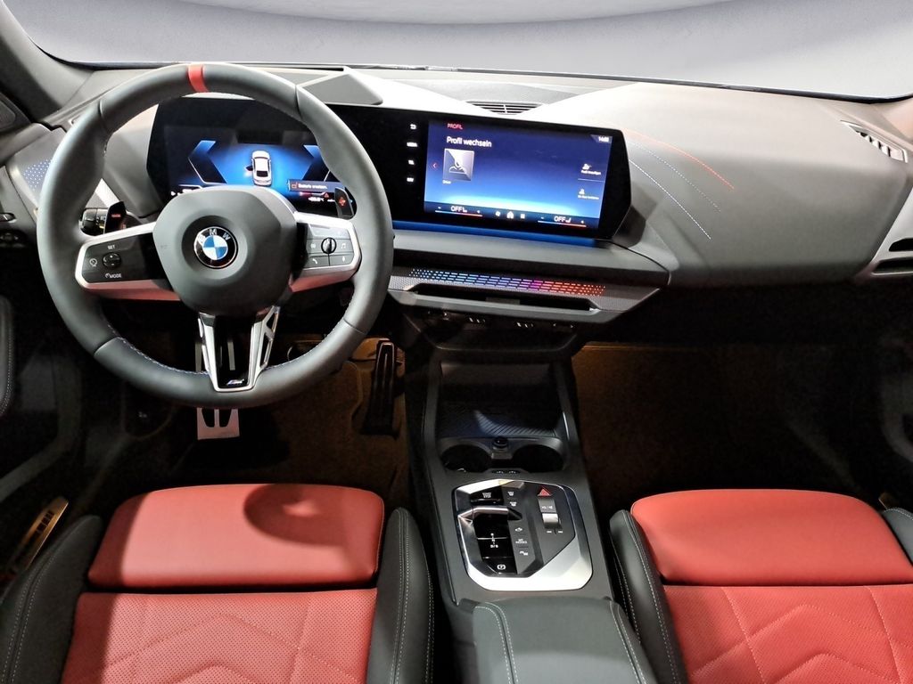 BMW M235 2025