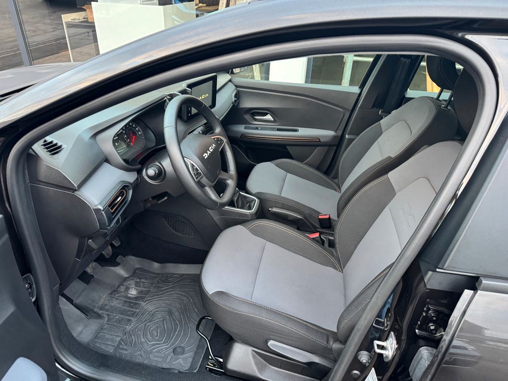 Dacia Sandero 2024