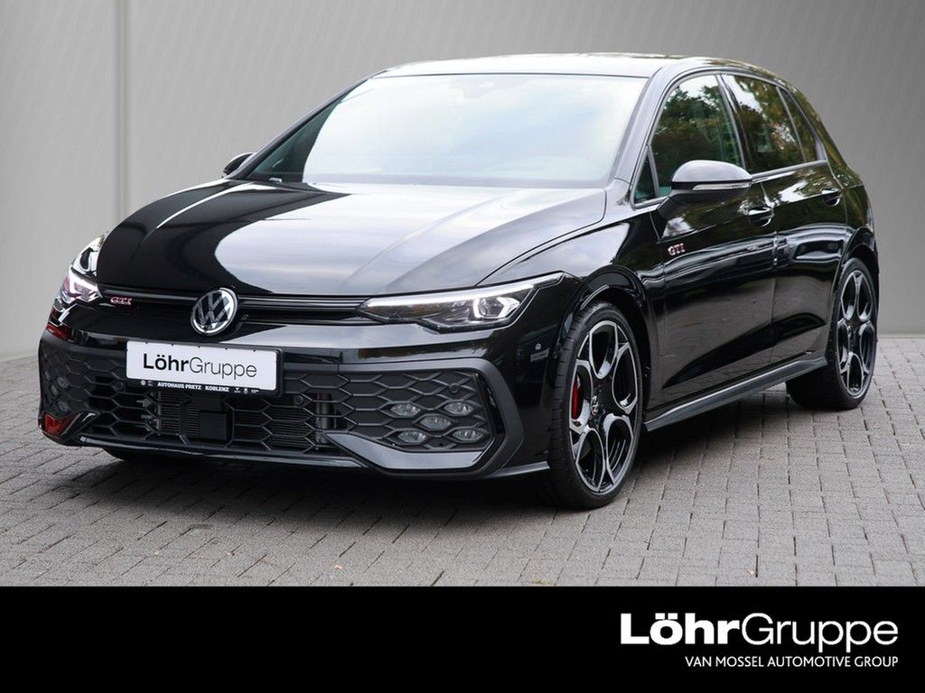Volkswagen Golf 2025