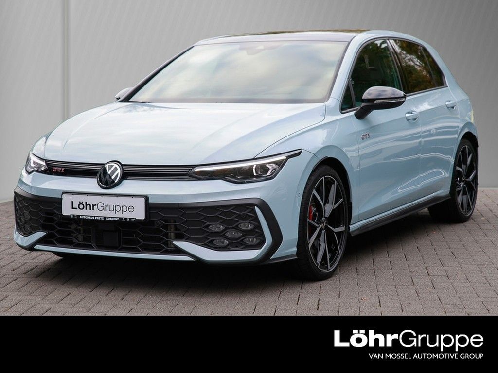 Volkswagen Golf 2025