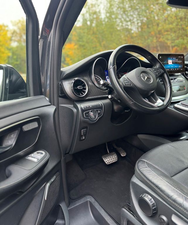 Mercedes-Benz V 220 2022