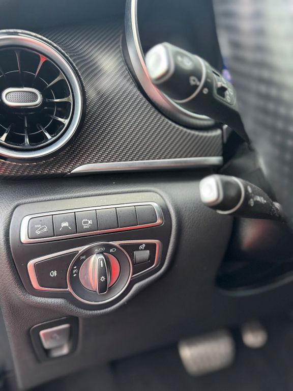 Mercedes-Benz V 220 2022